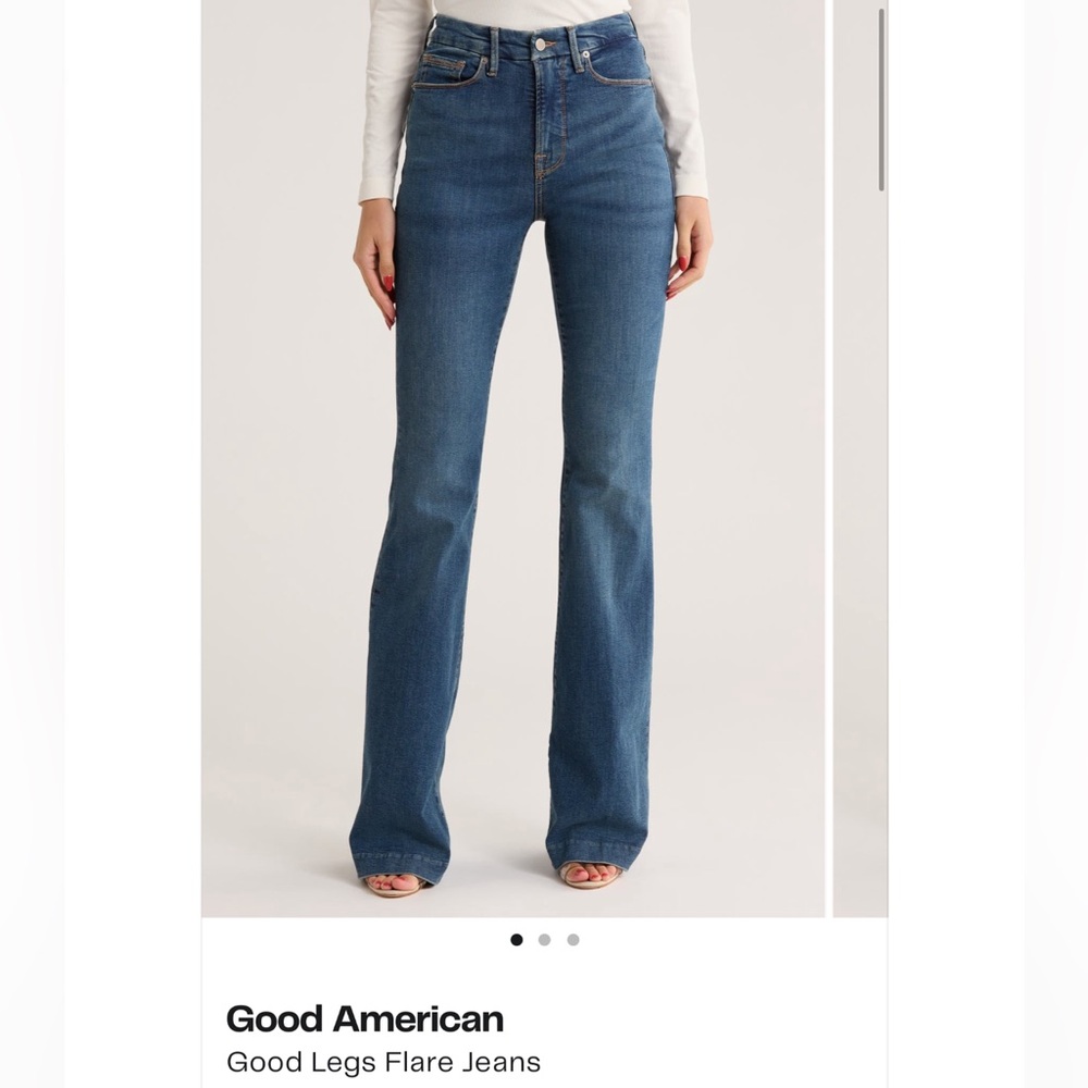 Good American Good Flare Jeans in Medium Blue Wash